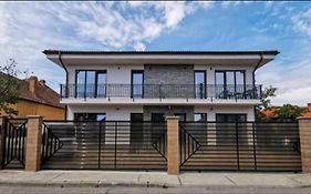 Tintoc Residence
